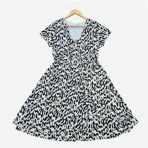 Abstract Design Black and White Dress w/ Silver Diamond  Accent Women's Size M
